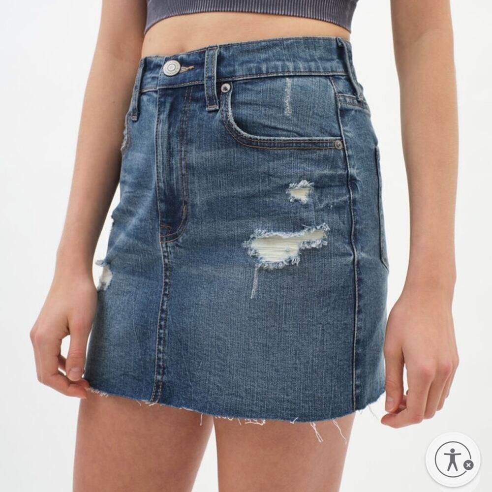 Aeropostale Jean Skirt AERO High Rise Distressed Denim Raw Hem Mini Size 2 NEW